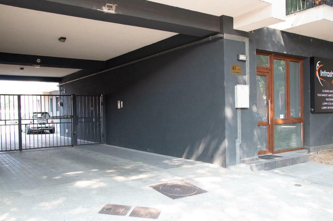 Cozy Flat In The Heart Of The City Gran Varadino Esterno foto